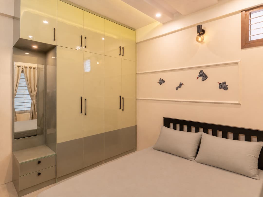 Thornbury, Indiranagar - Main