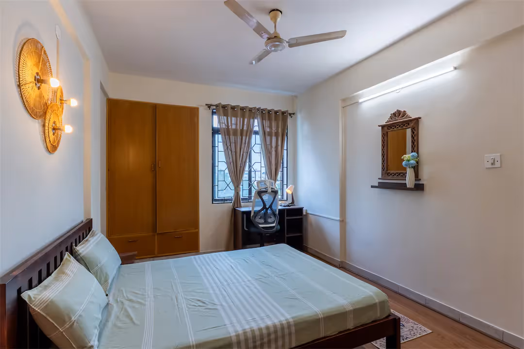 Upper Deck, Old Madras Road - Main
